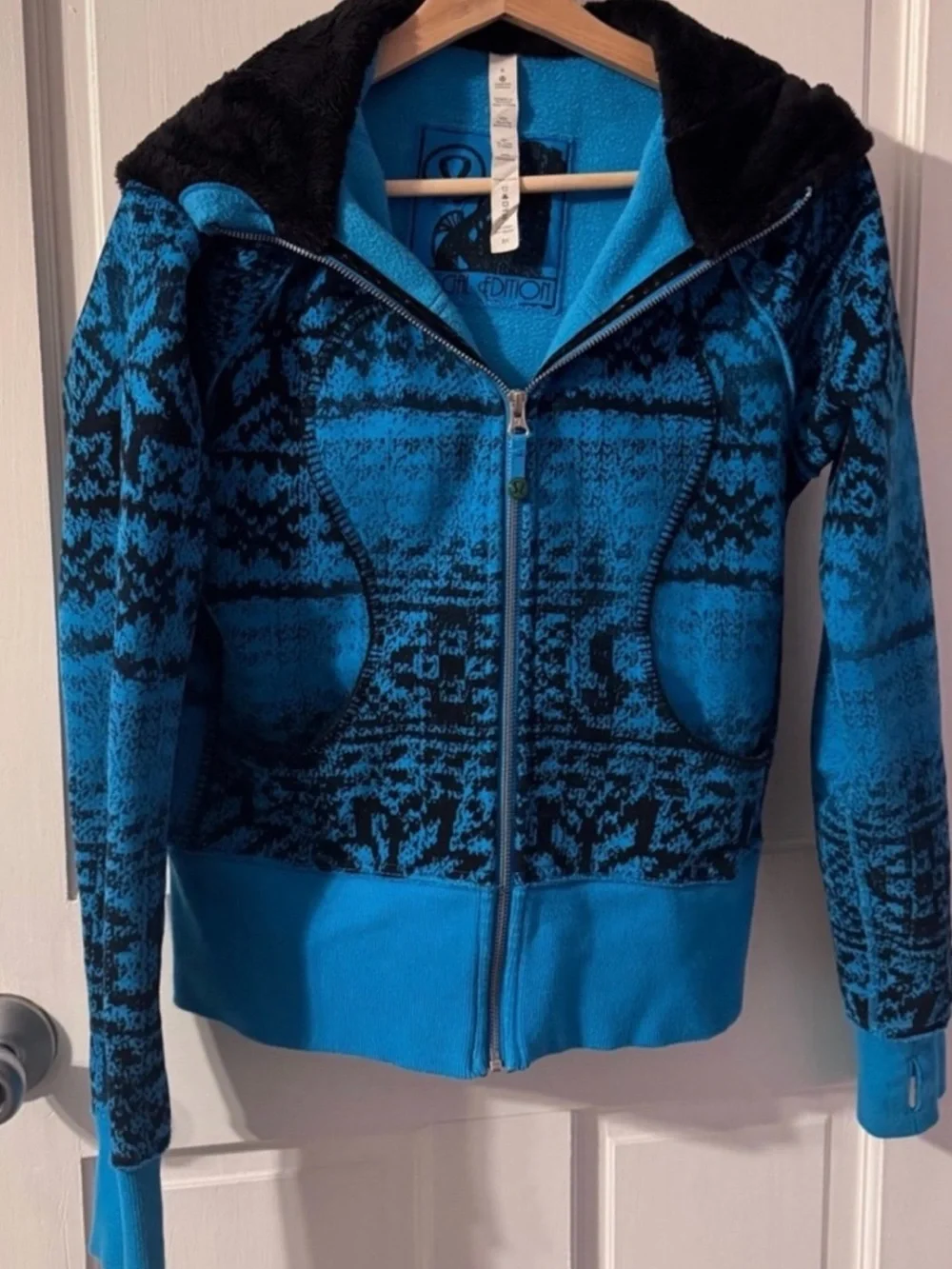 Lululemon Scuba Hoodie Special Edition Blue Black Fair Isle Sherpa Sz 6 Rare - Picture 3 of 8